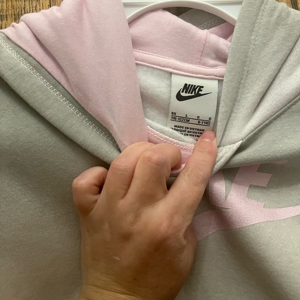 Nike pullover - Picture 2 of 3